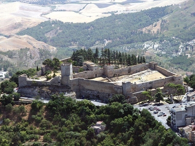 BENI CULTURALI - A Enna si inaugura la mostra su "La Citt&agrave; aurea"